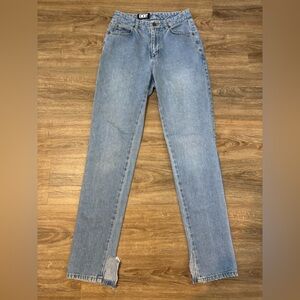 DKNY Woman’s Perfect Jean (25)